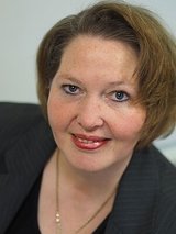Portrait Kerstin Holz-Ahmad